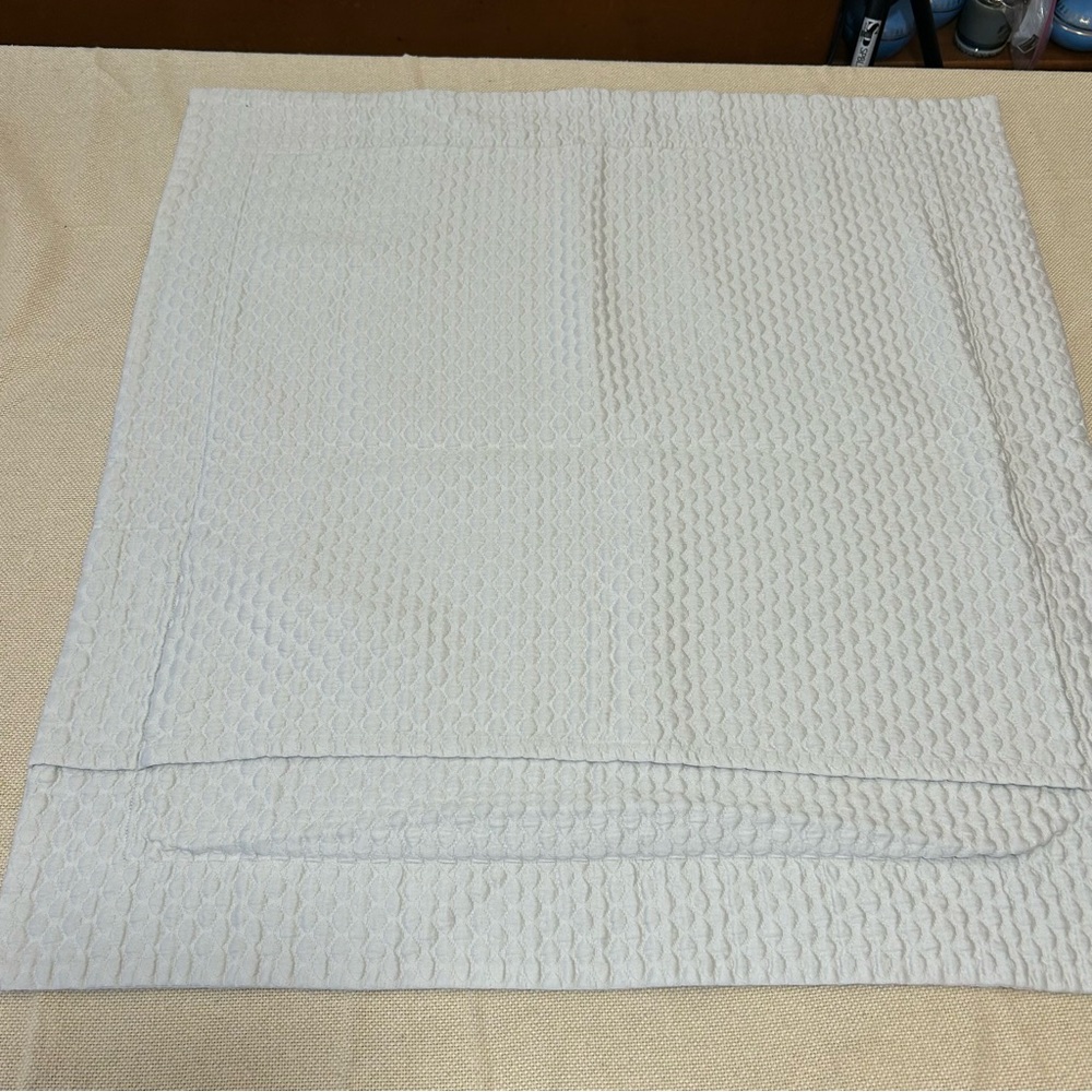 Matouk Quilted Pattern Square Euro Sham